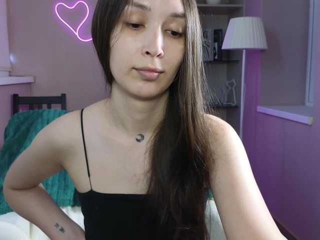 dlllvi live cam on BongaCams