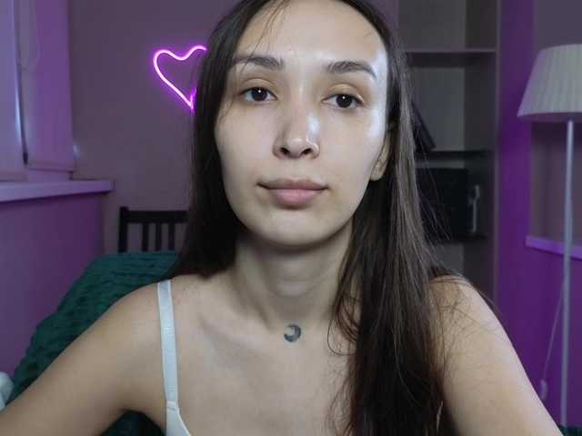 dlllvi live cam on BongaCams