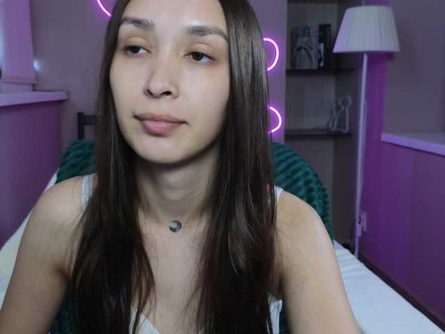 dlllvi live cam on BongaCams