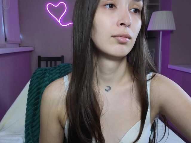 dlllvi live cam on BongaCams