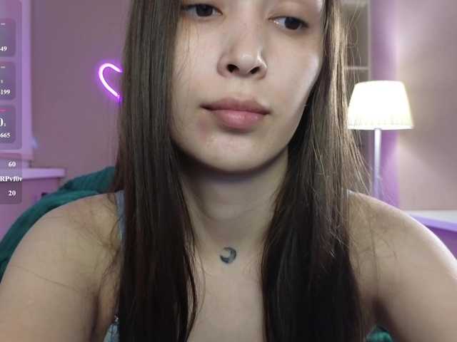 dlllvi live cam on BongaCams