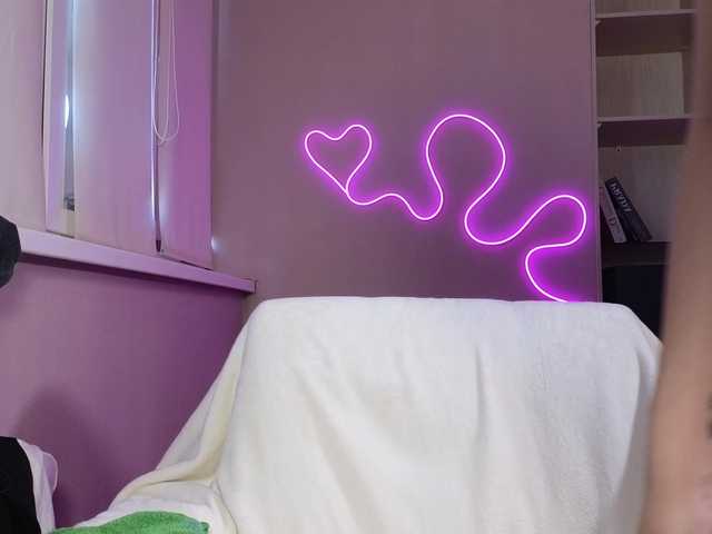 dlllvi live cam on BongaCams