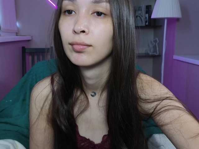 dlllvi live cam on BongaCams