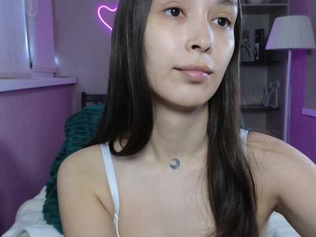 dlllvi live cam on BongaCams