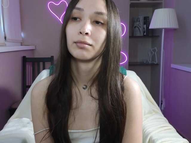dlllvi live cam on BongaCams