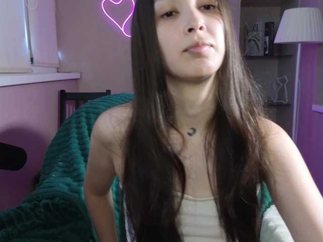 dlllvi live cam on BongaCams