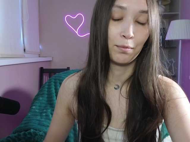 dlllvi live cam on BongaCams