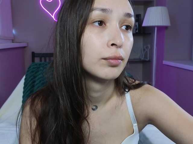 dlllvi live cam on BongaCams