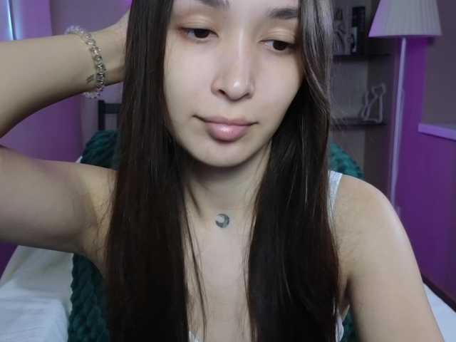 dlllvi live cam on BongaCams
