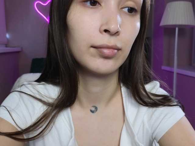 dlllvi live cam on BongaCams