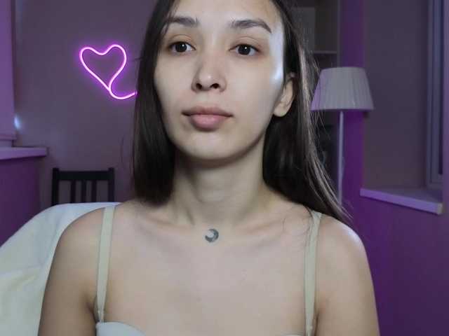 dlllvi live cam on BongaCams