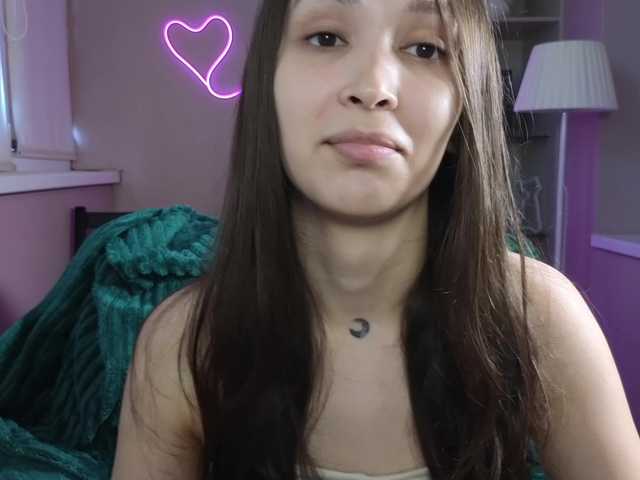 dlllvi live cam on BongaCams