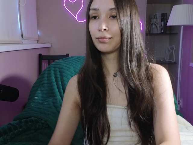 dlllvi live cam on BongaCams