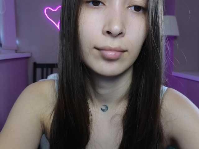 dlllvi live cam on BongaCams