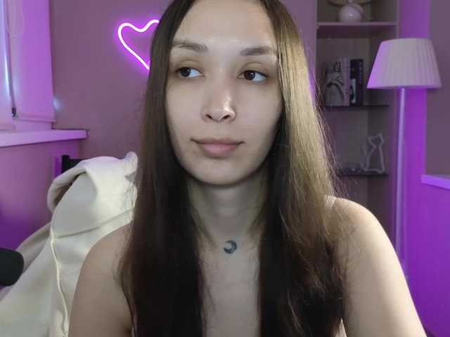 dlllvi live cam on BongaCams