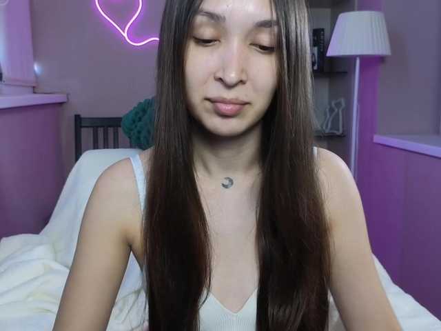 dlllvi live cam on BongaCams