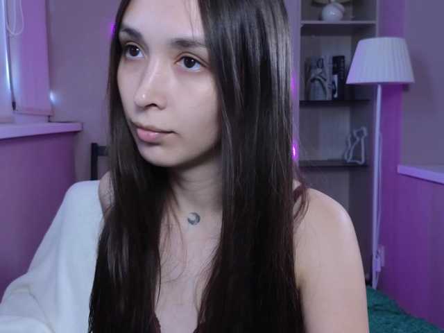dlllvi live cam on BongaCams