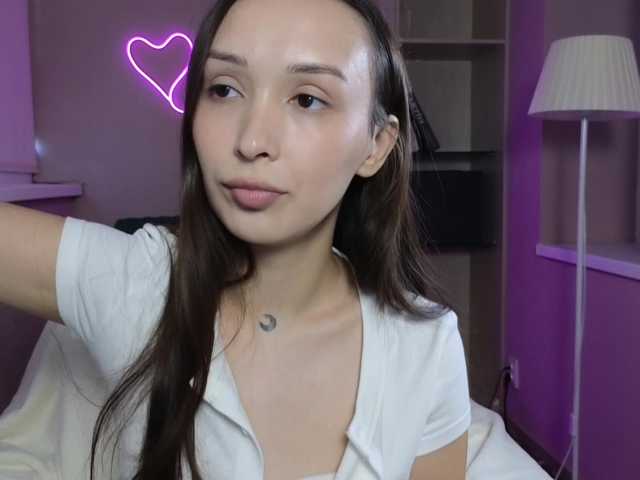 dlllvi live cam on BongaCams