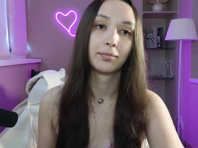 dlllvi live cam on BongaCams