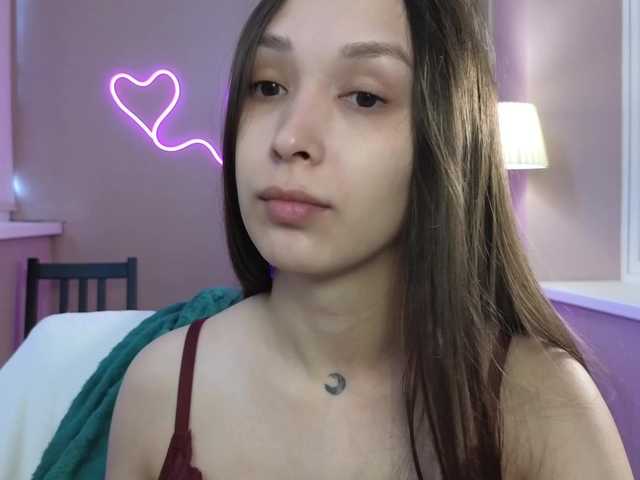 dlllvi live cam on BongaCams