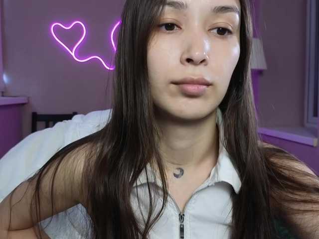 dlllvi live cam on BongaCams