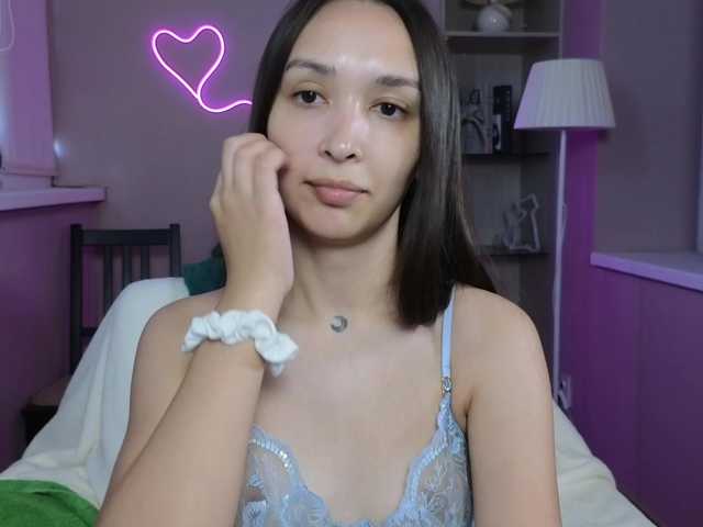 dlllvi live cam on BongaCams