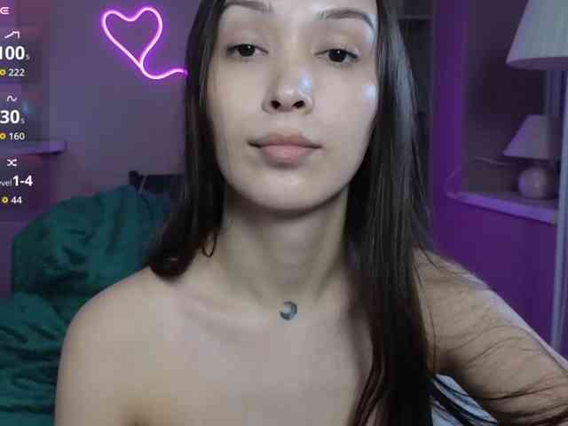 nude webcam chatroom Dlllvi