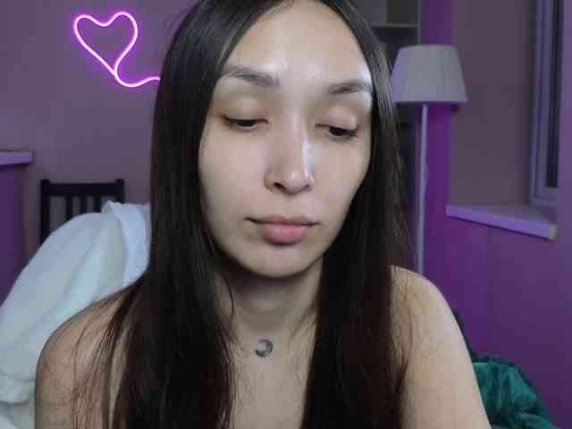 dlllvi Live Webcam on BongaCams