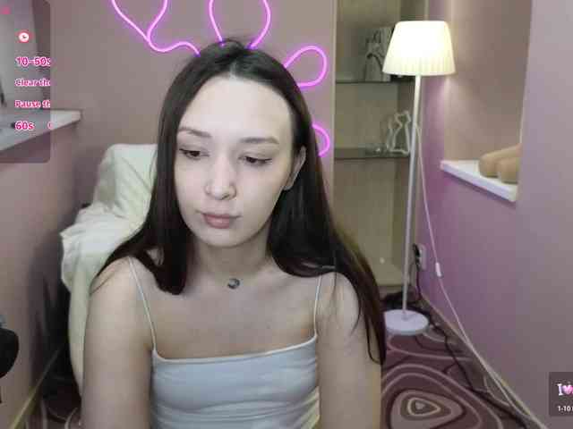 dlllvi Live Webcam on BongaCams