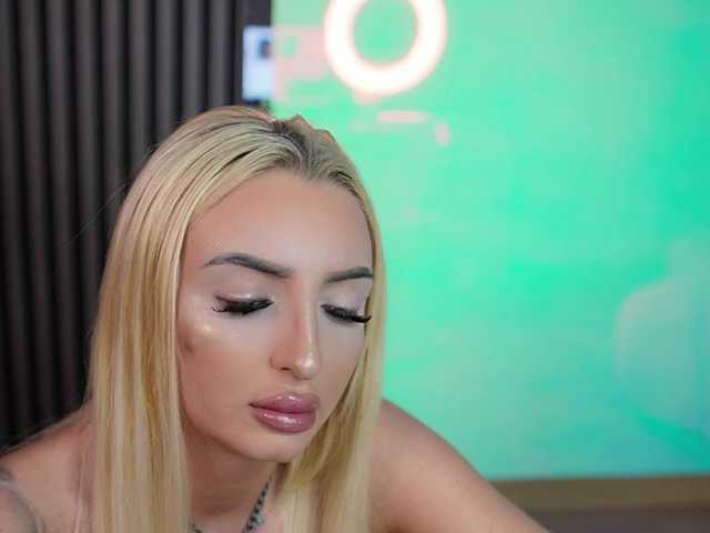 obscenexxx live cam on BongaCams