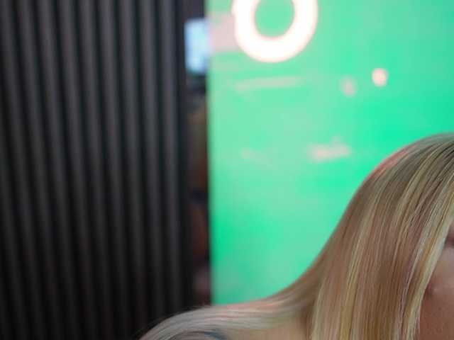 obscenexxx live cam on BongaCams