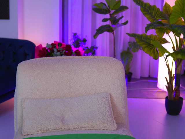 ArabianRose live webcam show