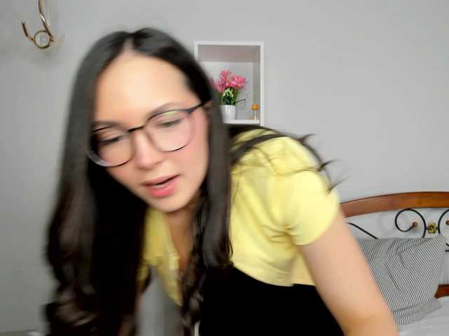 elina-syui live cam on BongaCams