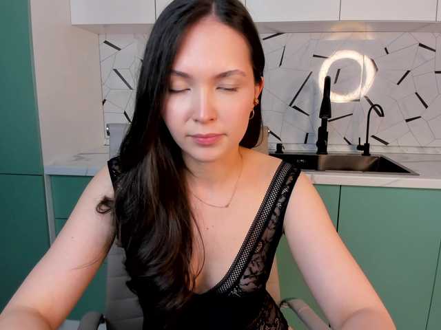 elina-syui