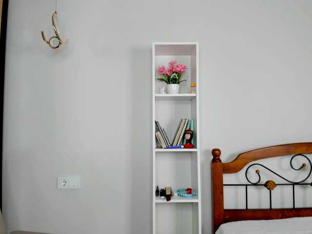 elina-syui live cam on BongaCams