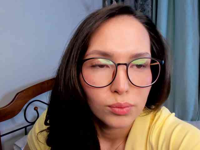 elina-syui webcam