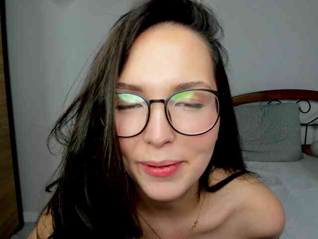 elina-syui webcam