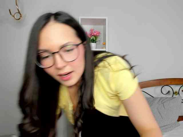elina-syui webcam