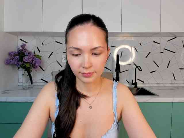 elina-syui