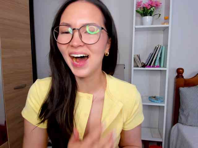 elina-syui webcam