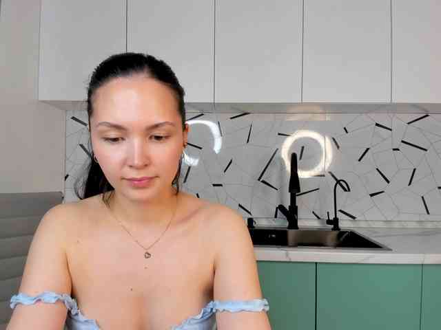 elina-syui webcam