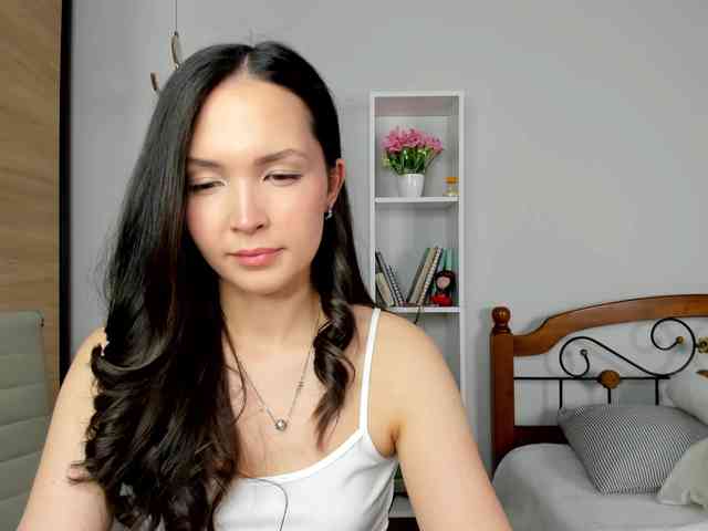 elina-syui webcam