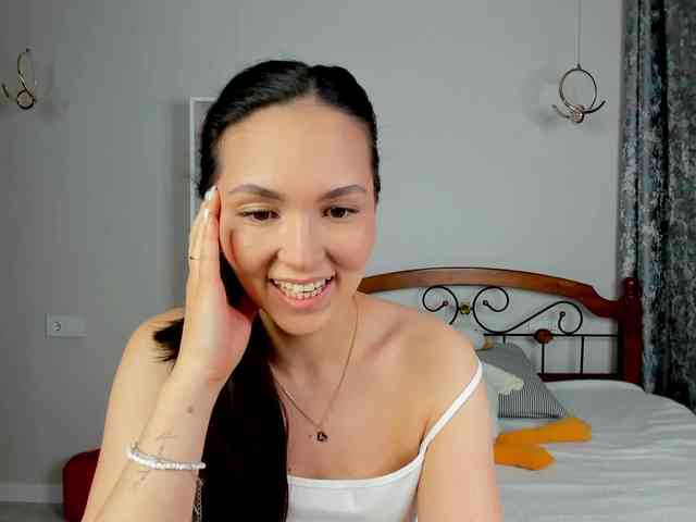 elina-syui webcam