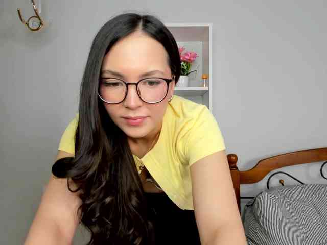 elina-syui webcam