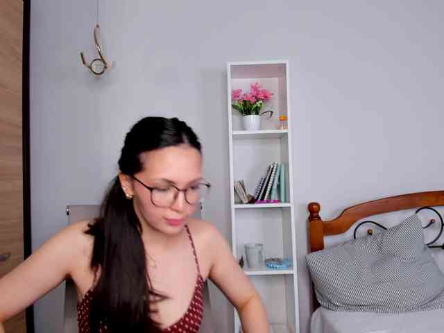 elina-syui webcam