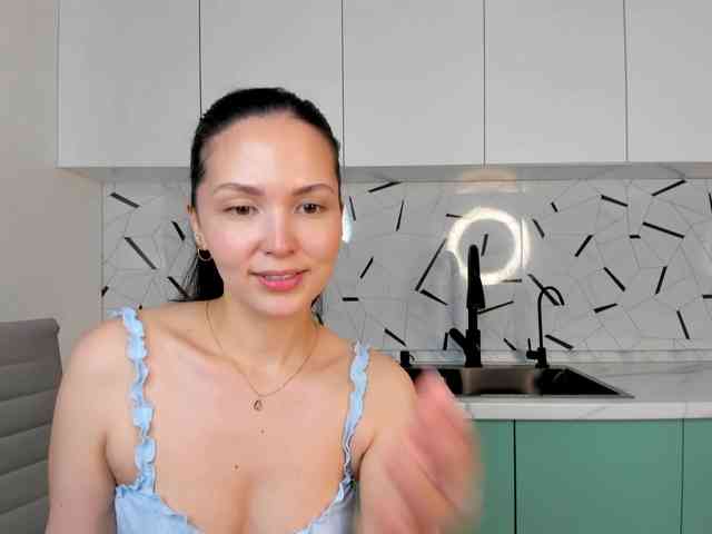 elina-syui webcam