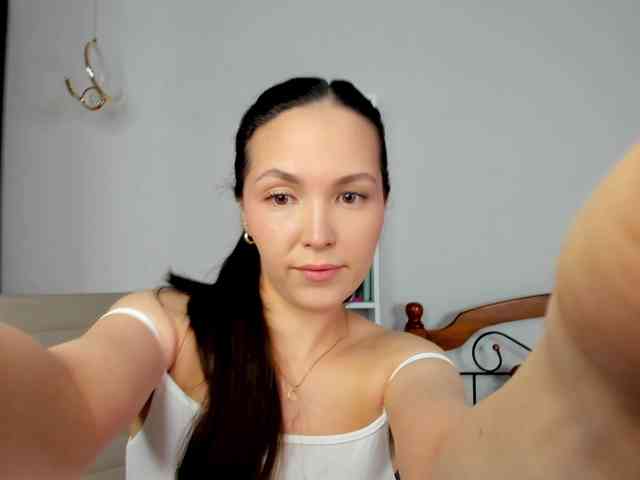 elina-syui webcam