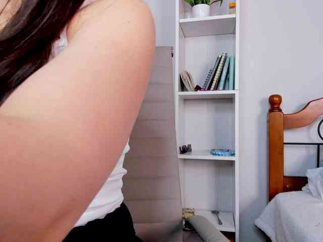 elina-syui webcam