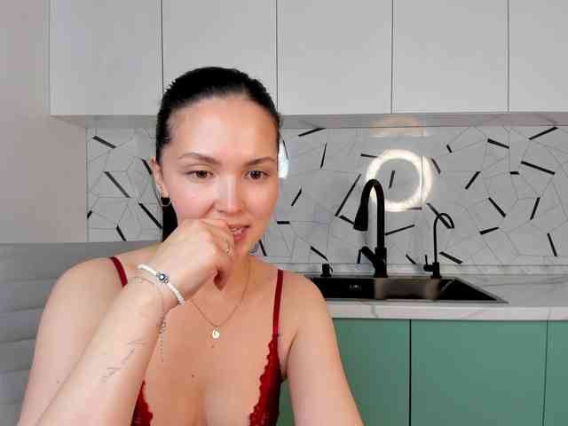elina-syui webcam