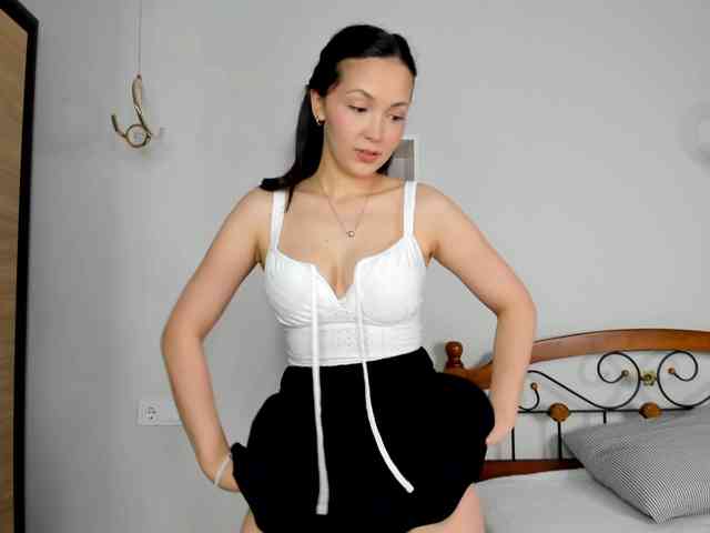 elina-syui webcam